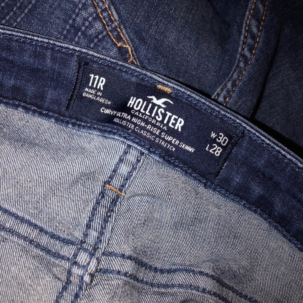 Hollister Curvy High Rise Super Skinny Jeans